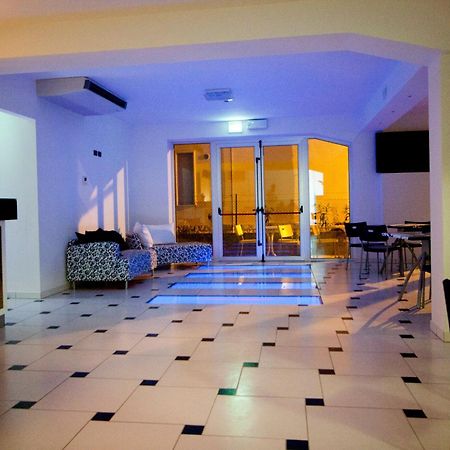 Hotel Leonardo Cesenatico Eksteriør billede