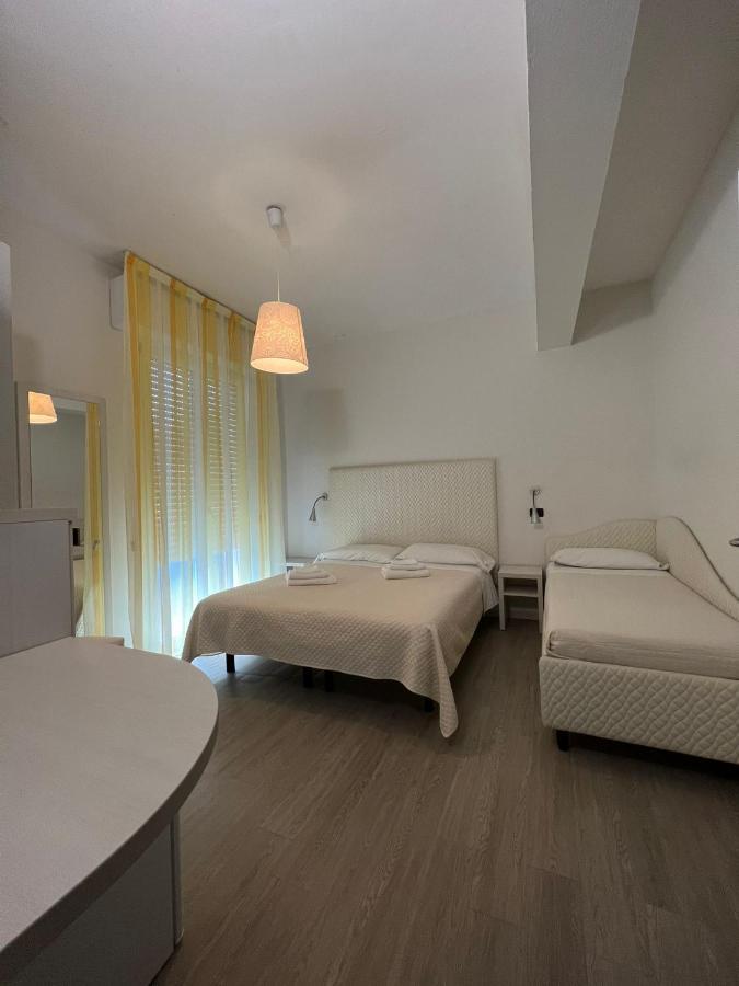 Hotel Leonardo Cesenatico Eksteriør billede